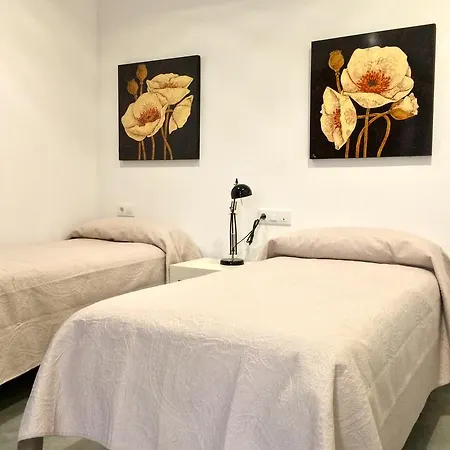 Turisticos Califal Apartment Córdoba