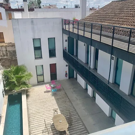 图里斯提科卡里法尔公寓