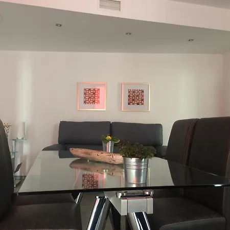 图里斯提科卡里法尔公寓